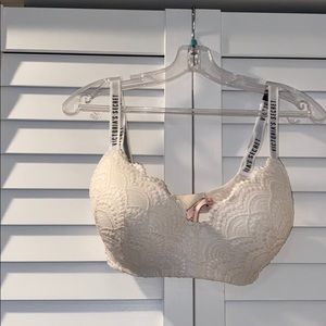 Victoria Secret Bra